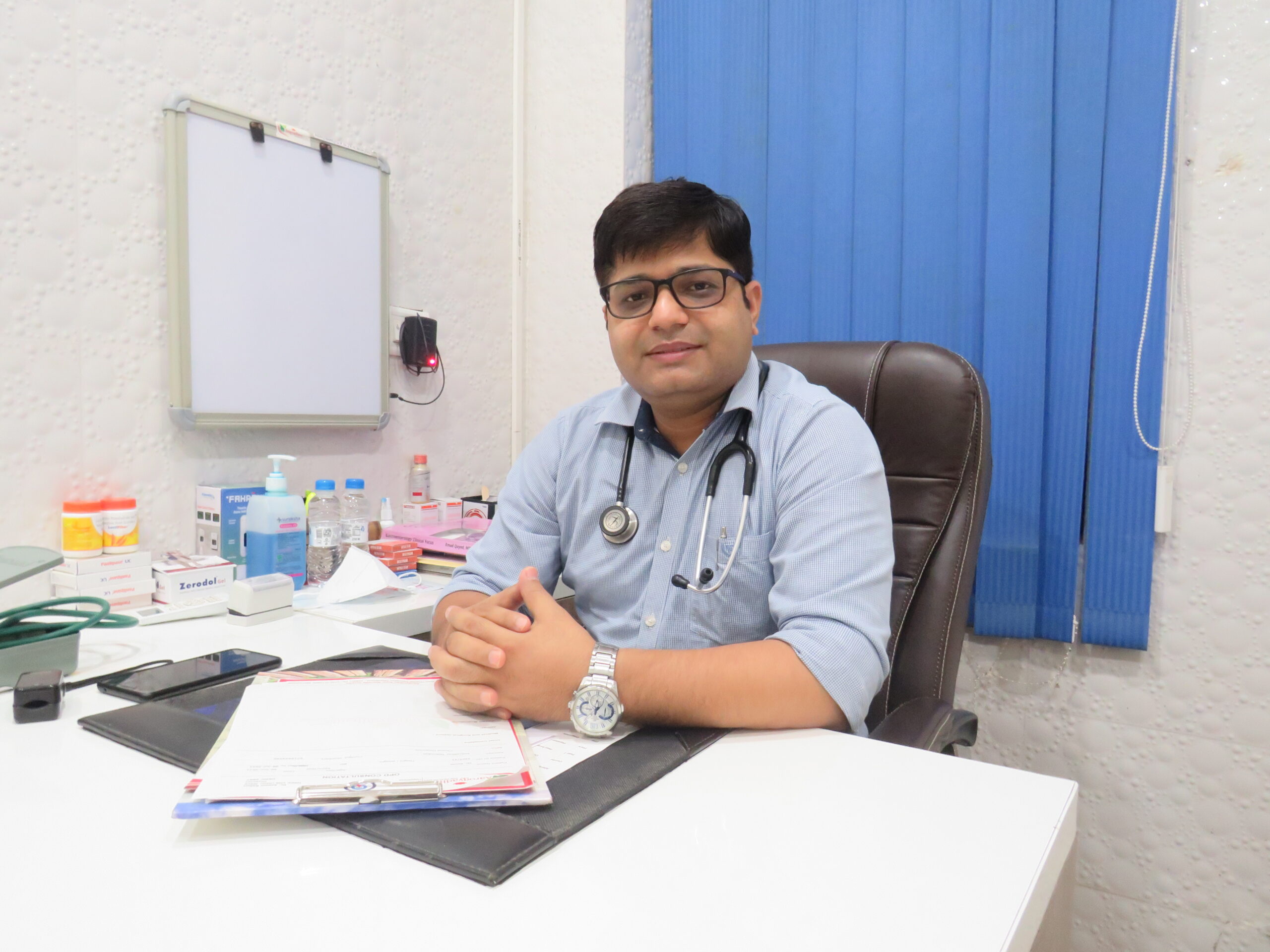 best gastro doctor in dehradun